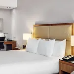 ヒルトン